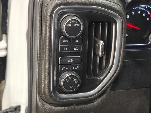 Used 2022 Chevrolet Silverado 1500 LT w/ Fleet Comfort Package AWD/4WD image 10