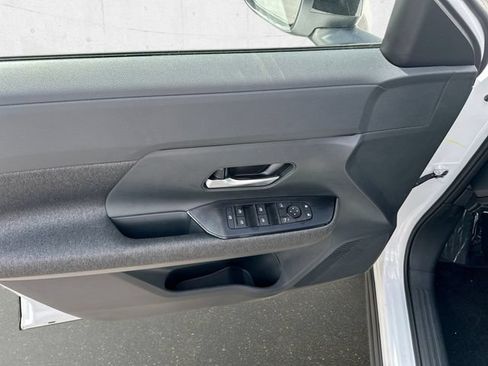 New 2026 Nissan Kicks SV w/ SV Premium Package AWD/4WD image 29