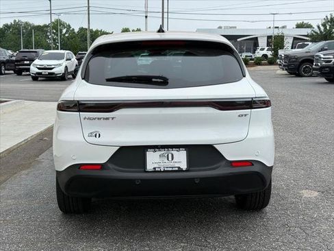 Certified 2025 Dodge Hornet GT w/ Cold Weather Group AWD/4WD image 4