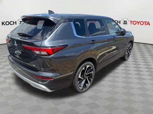 Used 2024 Mitsubishi Outlander SE AWD/4WD image 7