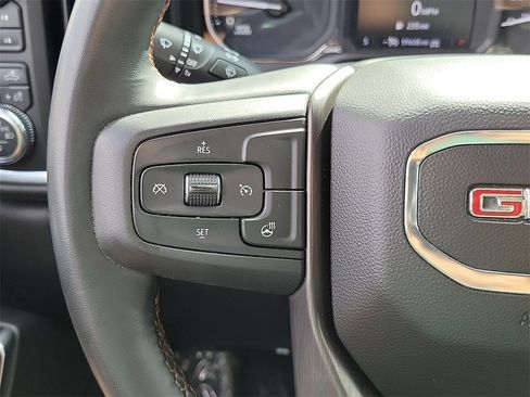 Used 2023 GMC Sierra 2500 AT4 w/ Driver Alert Package I image 4