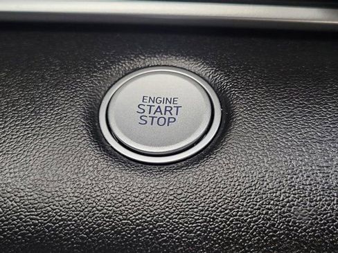 Used 2021 Hyundai Elantra SEL FWD image 24