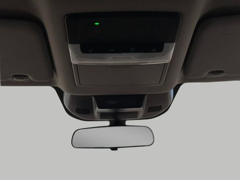 Used 2023 Nissan Rogue SV image 16