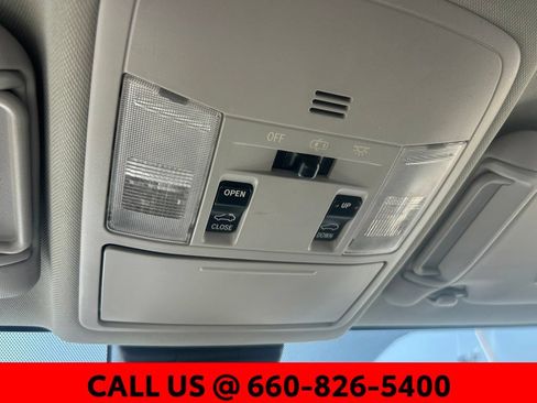 Used 2017 Toyota RAV4 Limited w/ Protection Package AWD/4WD image 17