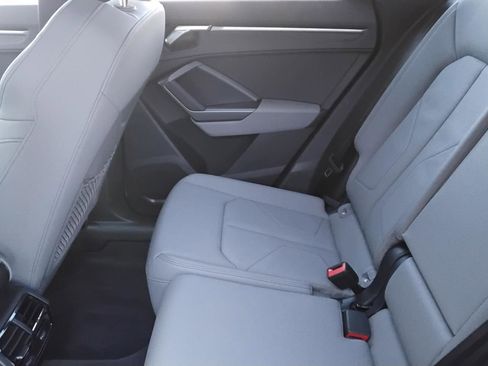 Certified 2025 Audi Q3 2.0T Premium w/ Convenience Package image 16