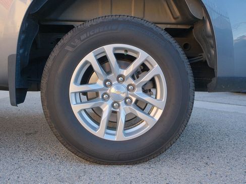 Used 2021 Chevrolet Silverado 1500 LT image 31