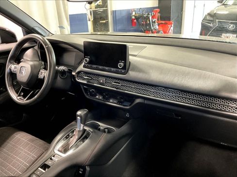 Used 2024 Honda HR-V Sport image 14