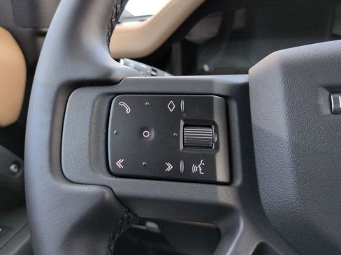 New 2026 Land Rover Defender 130 X-Dynamic SE AWD/4WD image 26