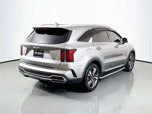 Used 2022 Kia Sorento SX Prestige w/ Panoramic Sunroof Package AWD/4WD image 7
