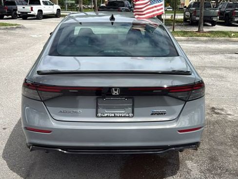 Used 2025 Honda Accord Sport image 6