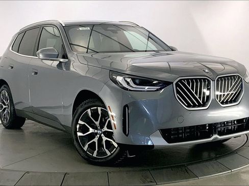 New 2025 BMW X3 xDrive30i w/ Premium Package AWD/4WD image 1