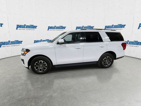 Used 2024 Ford Expedition XLT image 6
