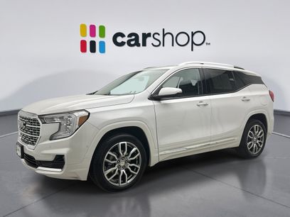Used 2024 GMC Terrain Denali w/ Denali Premium Package