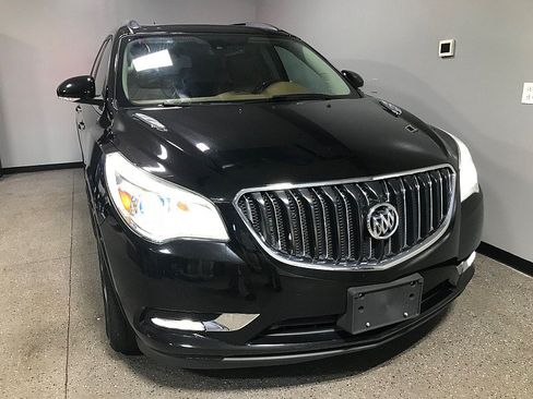 Used 2017 Buick Enclave Premium w/ Experience Buick Package FWD image 8