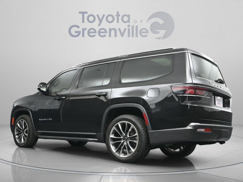 Used 2022 Jeep Wagoneer Series II w/ Convenience Group I image 7