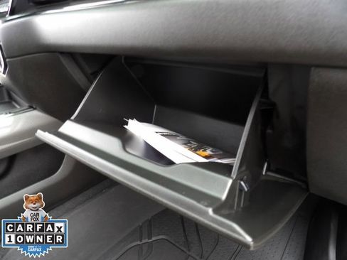 Used 2024 Chevrolet Silverado 2500 ZR2 w/ Technology Package image 37