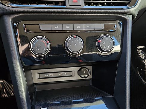 New 2026 Volkswagen Taos S image 15