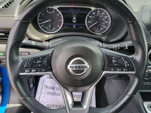 Used 2022 Nissan Sentra SV FWD image 16