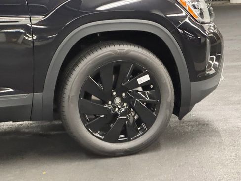 New 2026 Volkswagen Atlas Cross Sport SE image 39