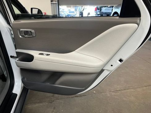Used 2023 Hyundai Ioniq 6 Limited RWD image 16