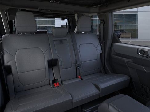 New 2025 Ford Bronco Big Bend w/ Black Diamond Package image 11