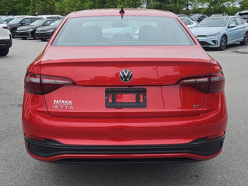 Certified 2023 Volkswagen Jetta SE FWD image 24