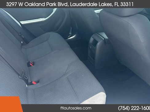 Used 2014 Volkswagen Jetta S FWD image 32