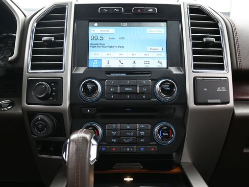 Used 2016 Ford F150 King Ranch w/ Equipment Group 601A Luxury image 17