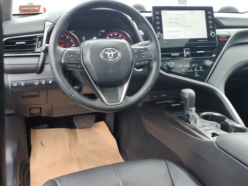 Used 2023 Toyota Camry XSE w/ Cold Weather Package image 11