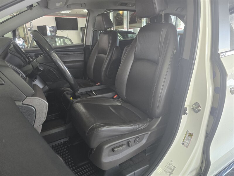 Used 2018 Honda Odyssey EX-L image 9