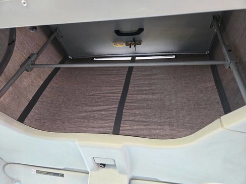 Used 1999 Volkswagen Eurovan MV FWD image 37