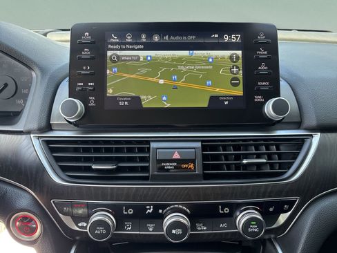 Used 2022 Honda Accord Touring image 24