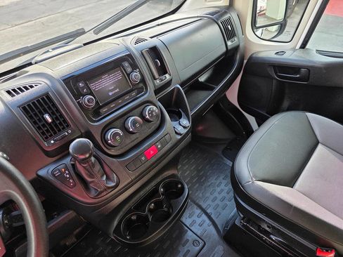 Used 2021 RAM ProMaster 1500 image 17