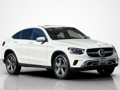 Used 2023 Mercedes-Benz GLC 300 4MATIC Coupe image 7
