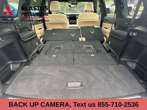 Used 2023 Jeep Grand Cherokee L Limited w/ Black Appearance Package image 11