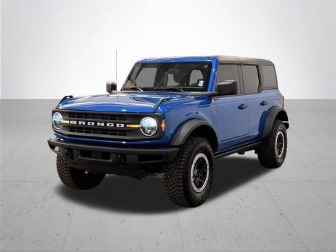 Used 2024 Ford Bronco Black Diamond w/ Sasquatch Package AWD/4WD image 2