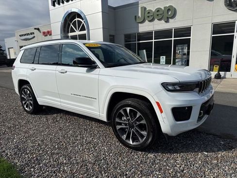 Used 2025 Jeep Grand Cherokee L Overland AWD/4WD image 3