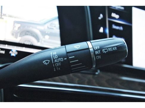 Used 2021 Cadillac Escalade Premium Luxury Platinum image 19