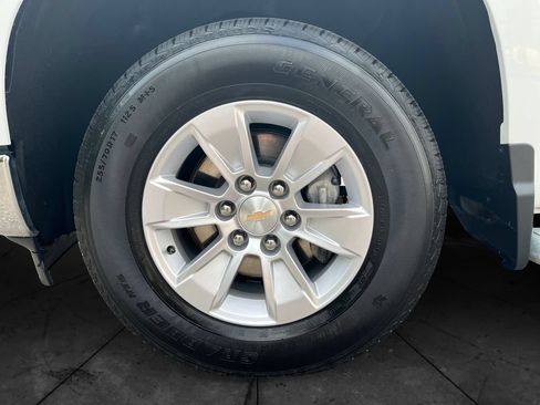 Used 2025 Chevrolet Silverado 1500 W/T RWD image 14