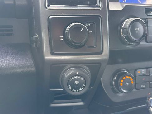Used 2020 Ford F150 XLT w/ Equipment Group 302A Luxury RWD image 26
