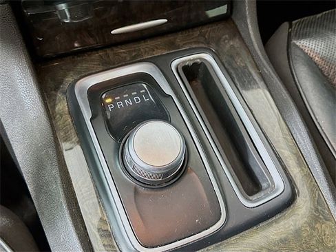 Used 2017 Chrysler 300 C w/ Safetytec Plus Group image 17