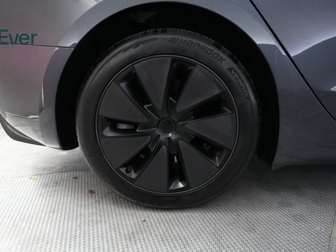 Used 2025 Tesla Model 3 Long Range RWD image 22