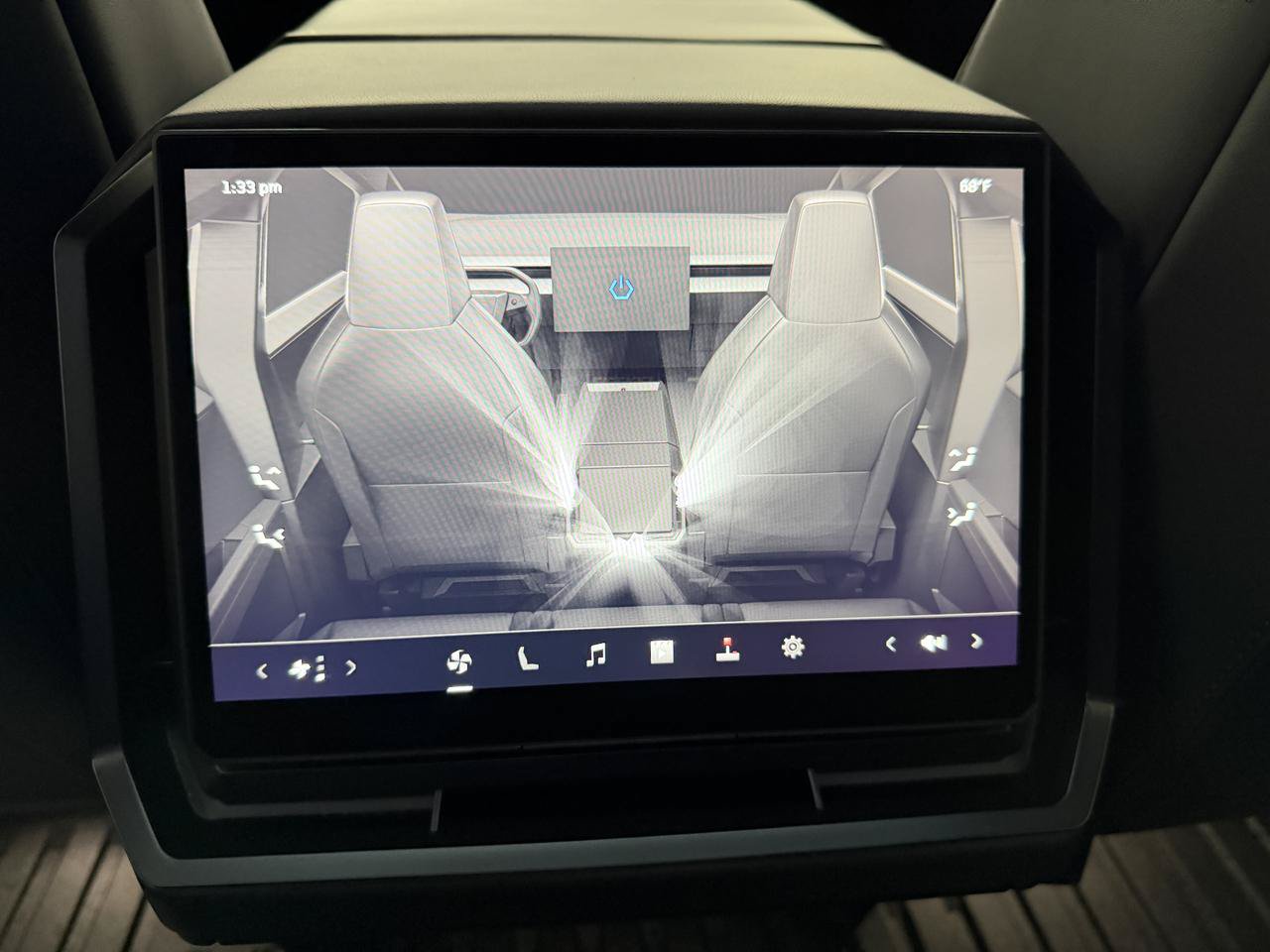 Used 2024 Tesla Cybertruck AWD Crew Cab image 14
