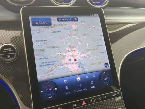 Used 2026 Mercedes-Benz GLC 300 4MATIC image 30