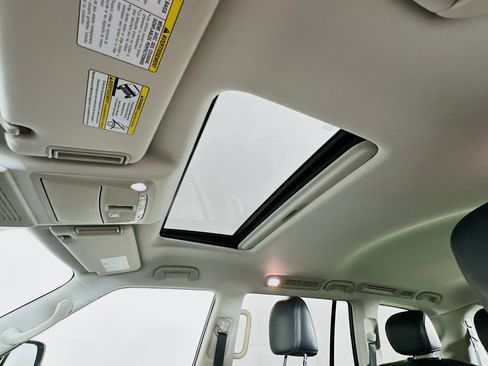 Used 2019 Nissan Armada SL w/ Premium Package RWD image 26