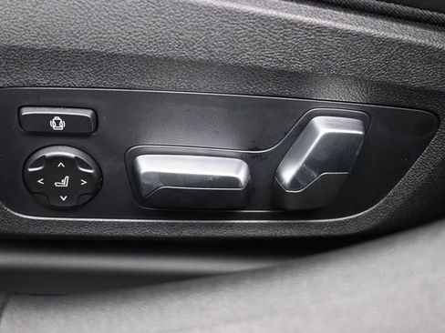 New 2026 BMW M850i xDrive image 33