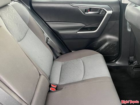 Certified 2025 Toyota RAV4 XLE FWD image 15
