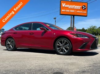 Used 2019 Lexus ES 350 F Sport FWD video 1