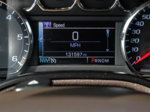 Used 2015 Chevrolet Suburban LTZ image 26