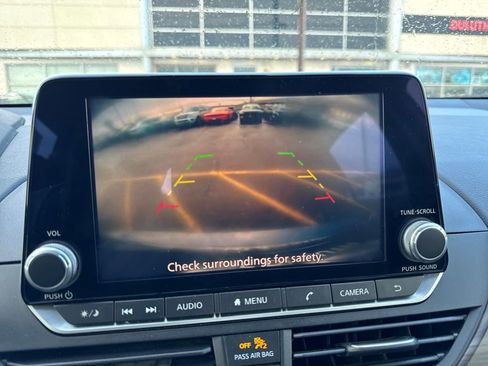 Used 2023 Nissan Altima 2.5 SV image 19